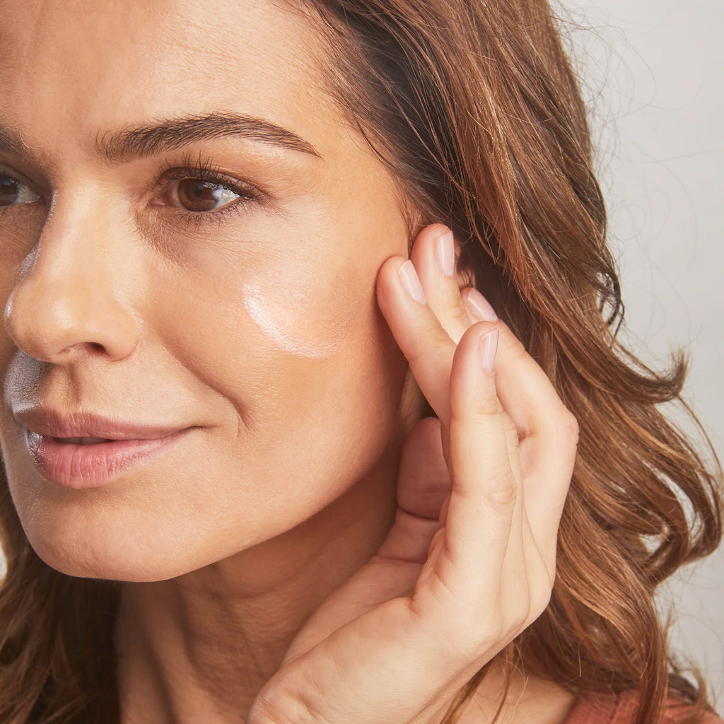 Total Protection® NO-SHOW™ Mineral Sunscreen SPF 50